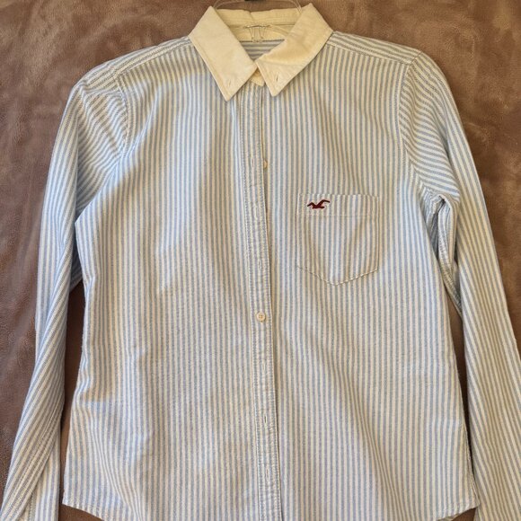 Hollister Blue and White Striped Button Down Shirt - Picture 1 of 3